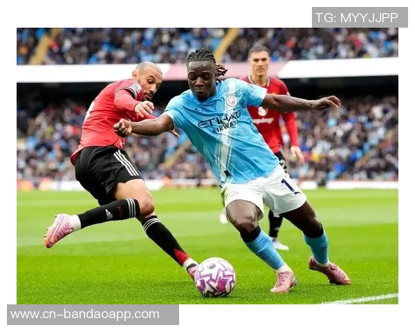 多库本赛季盘带次数和禁区触球数双双领跑英超球员榜单